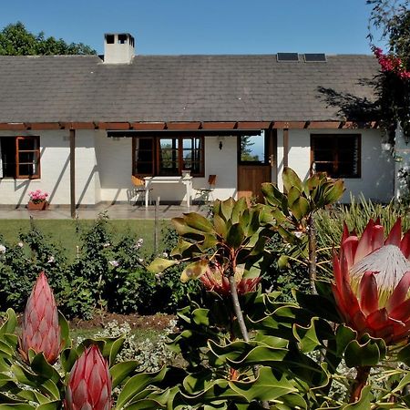 Heatherhill Farmhouse - Sea & Mountain Views Plettenberg Bay Exterior photo